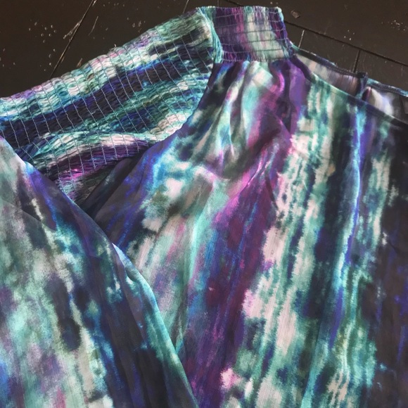 💜💚💙MOSSIMO Sheer Top - Picture 2 of 8